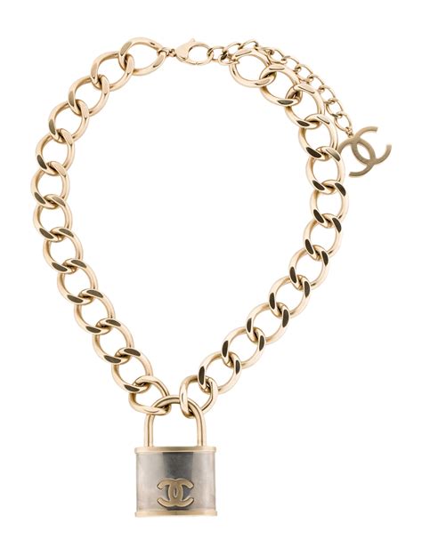 fake chanel padlock necklace